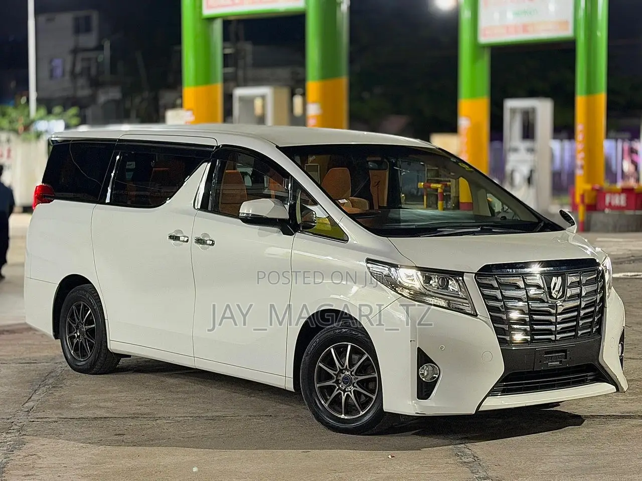 Toyota Alphard 2016 White