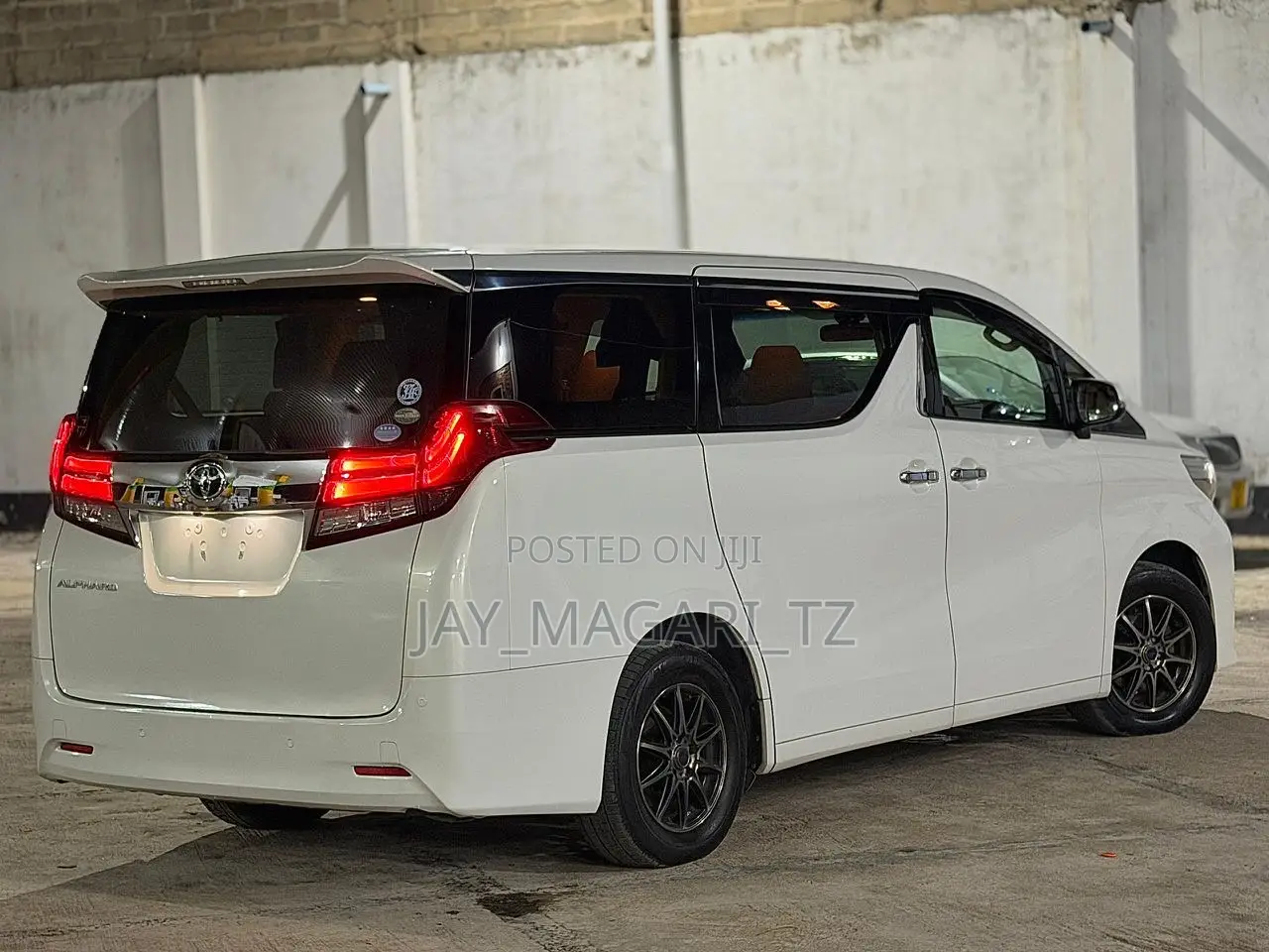 Toyota Alphard 2016 White
