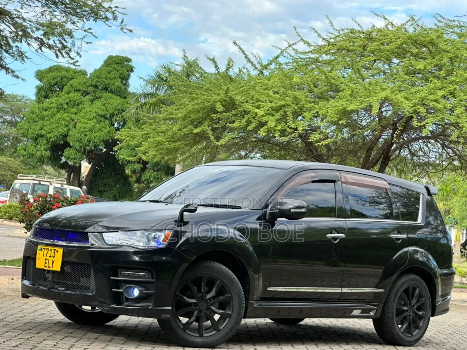Mitsubishi Outlander 2011 Black