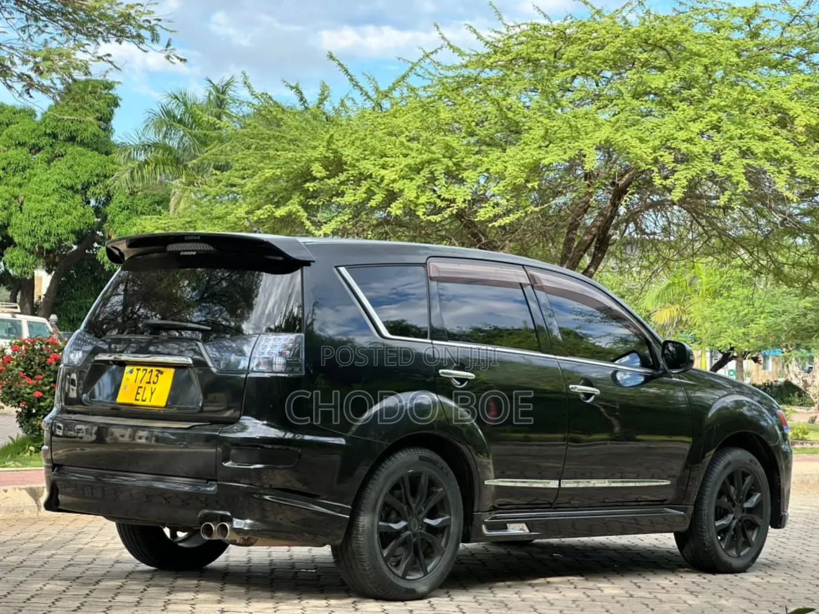 Mitsubishi Outlander 2011 Black