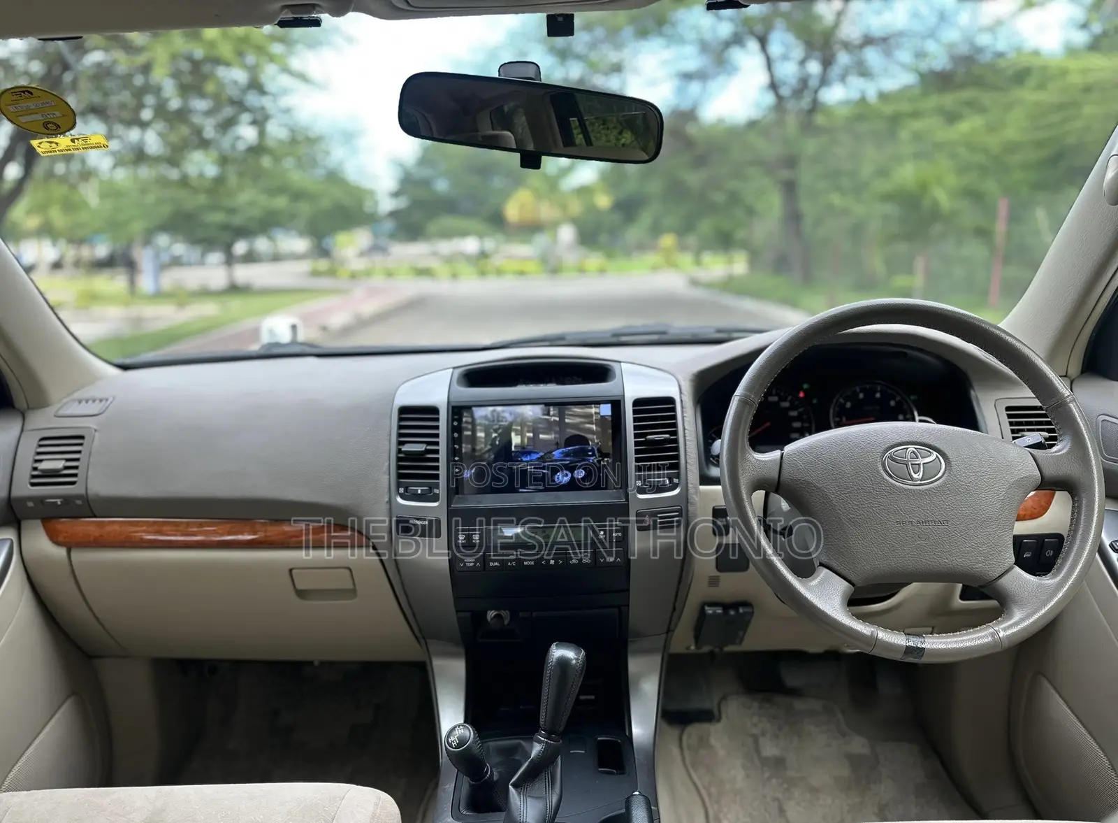 Toyota Land Cruiser Prado 2006 White