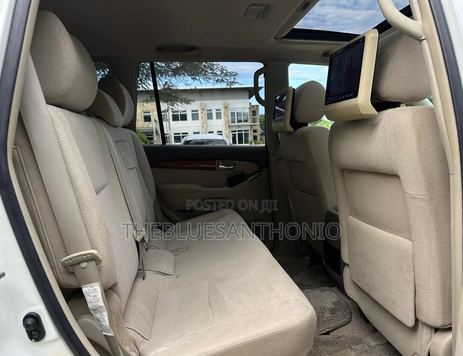 Toyota Land Cruiser Prado 2006 White