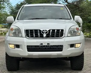 Toyota Land Cruiser Prado 2006 White