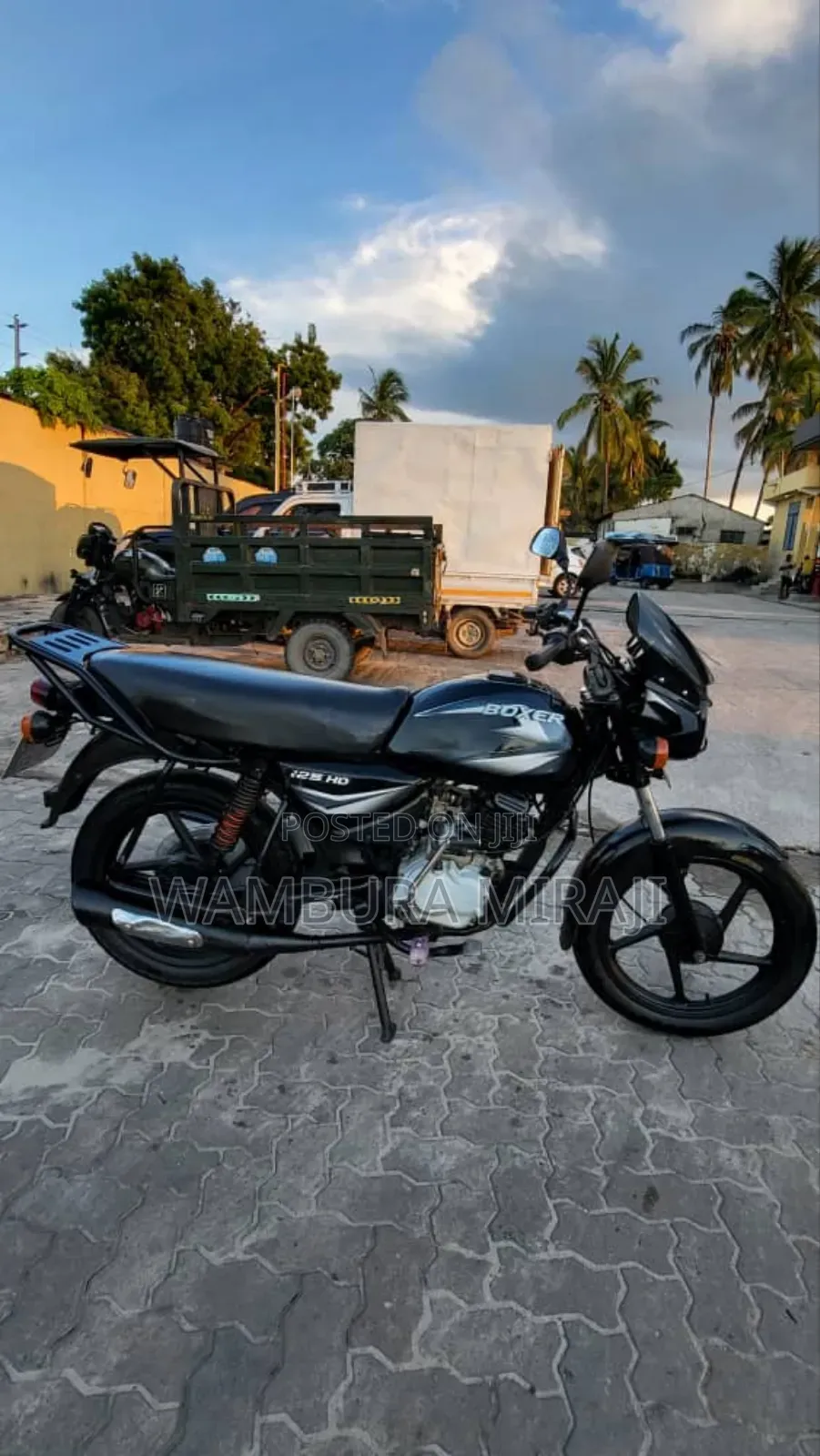 New Bajaj Boxer 125 2025 Black