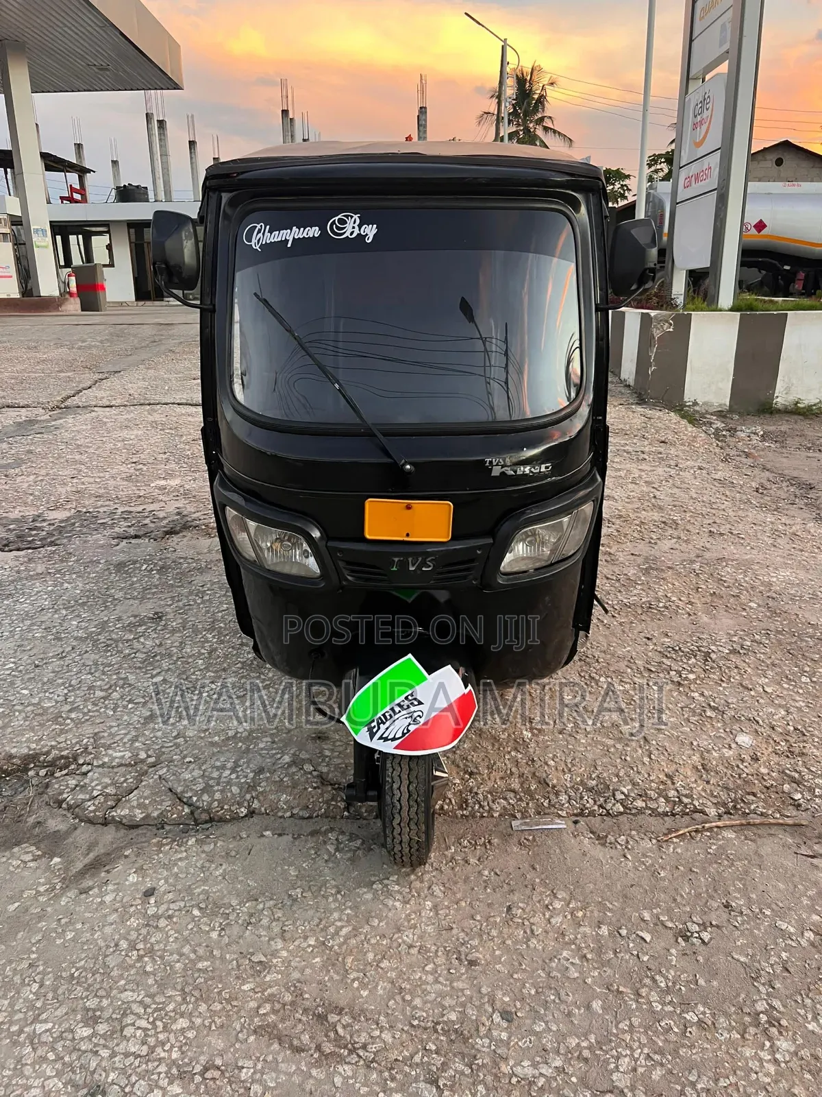 New Bajaj Avenger 200 2025 Black