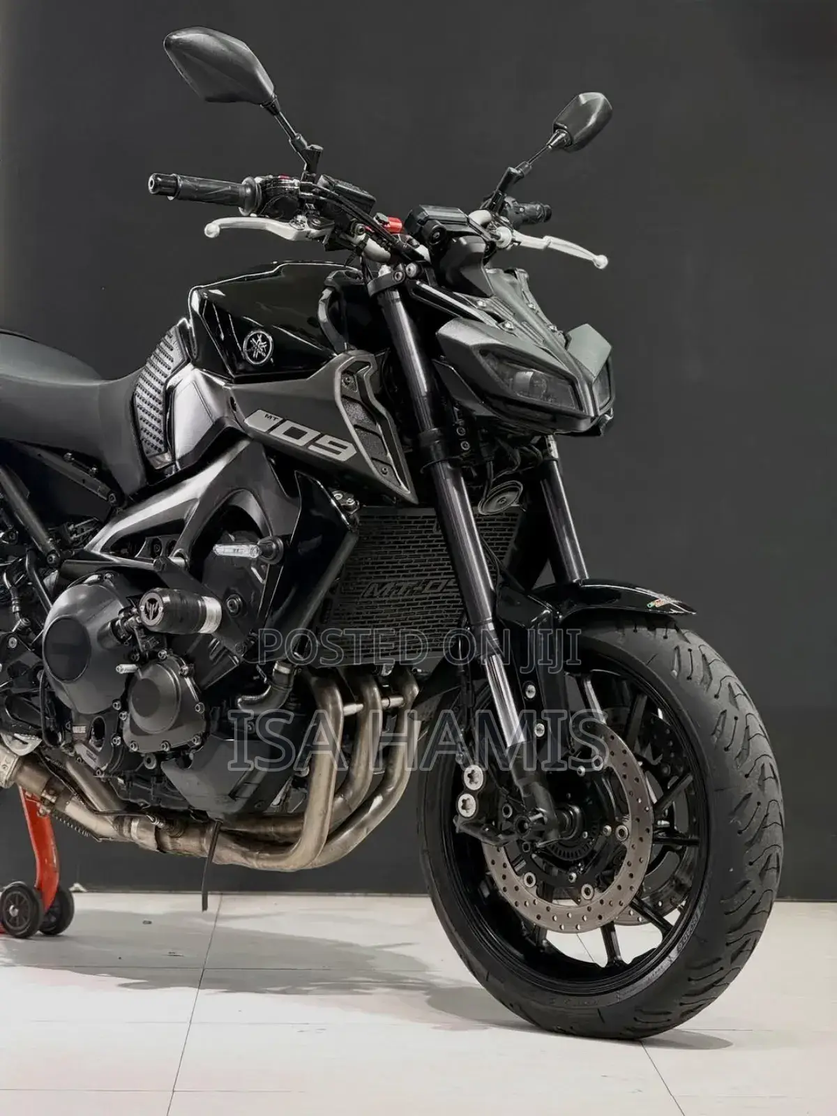 Yamaha 2021 Black