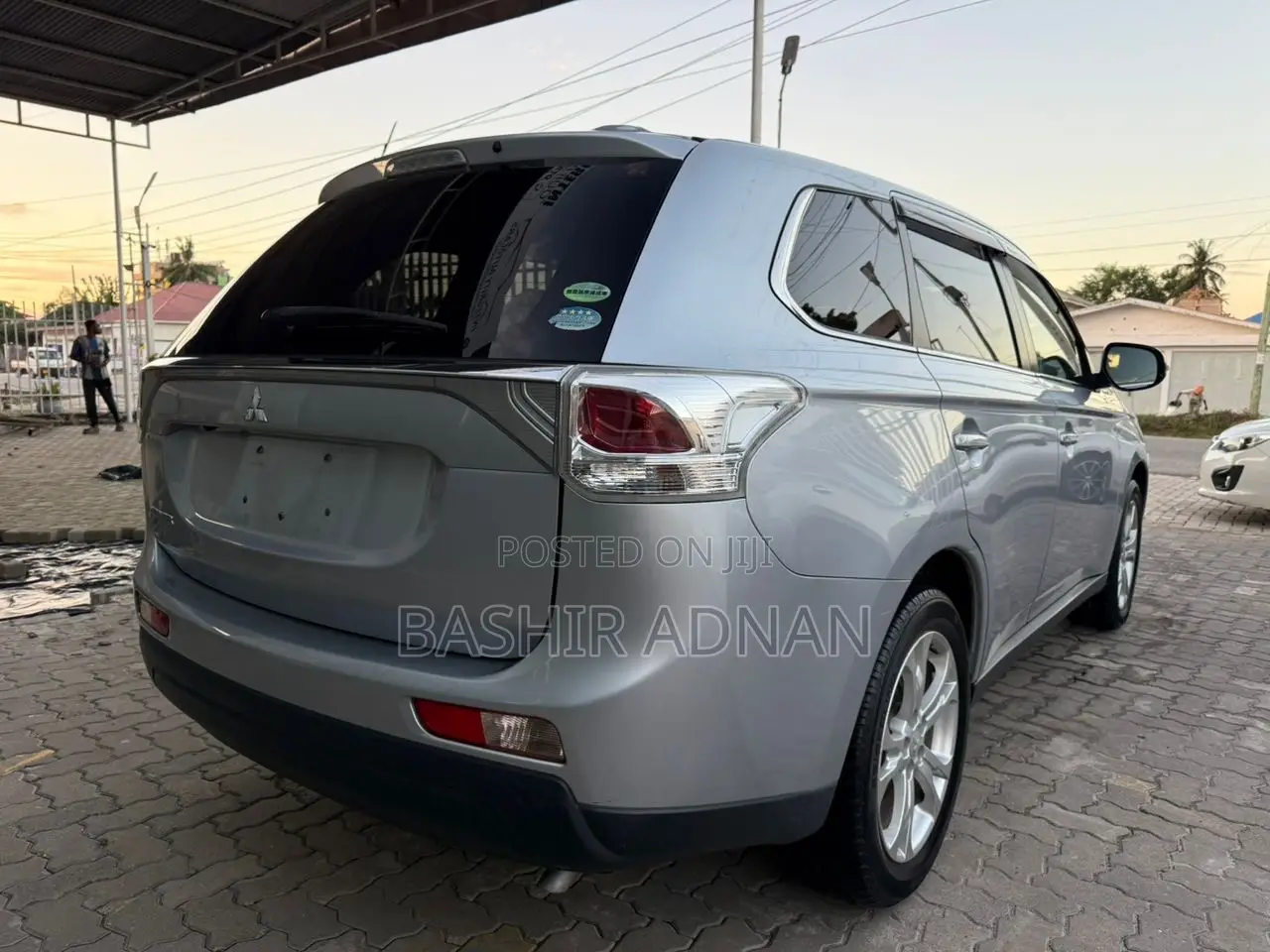 Mitsubishi Outlander 2012 Silver