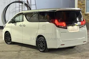 Toyota Alphard 2.5 Petrol FWD 2016 Pearl