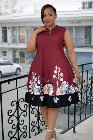 Glow Dress–Mvuto Wa Kung’Aa Na Kuvutia Macho.