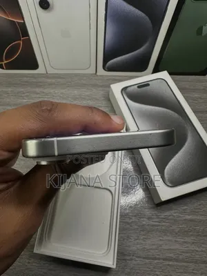New Apple iPhone 15 Pro Max 256 GB Silver