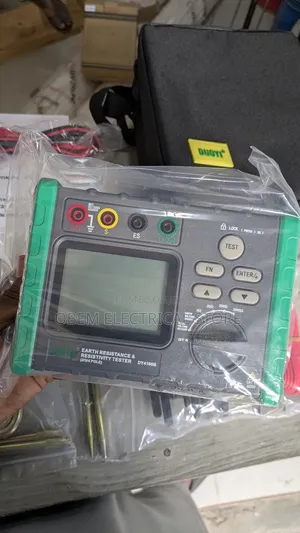 Earth Resistance and Soil Resistivity Tester