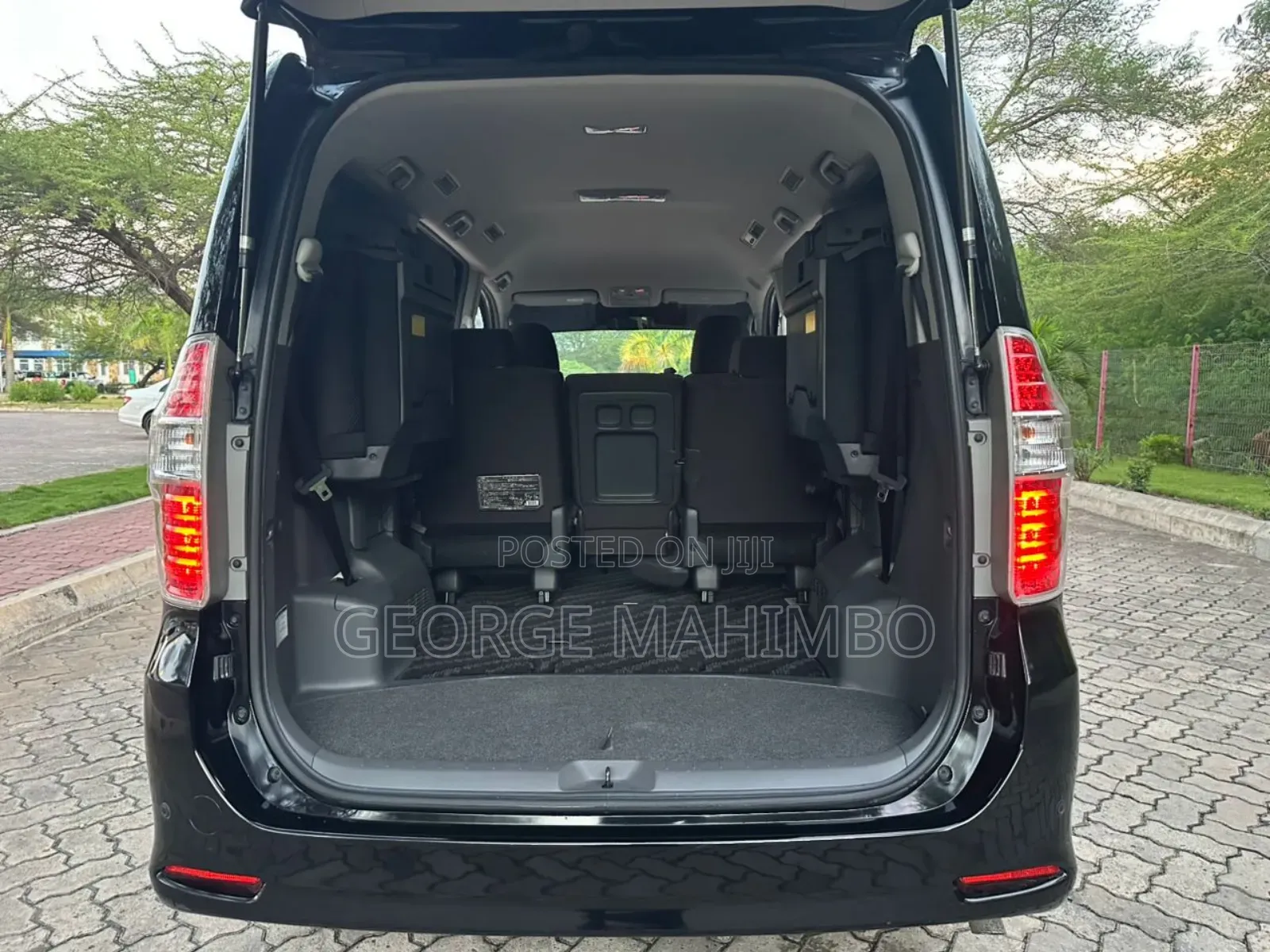 Toyota Noah 2007 Black