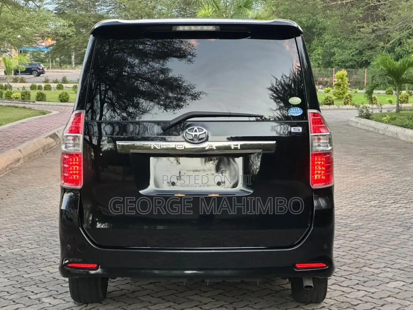 Toyota Noah 2007 Black