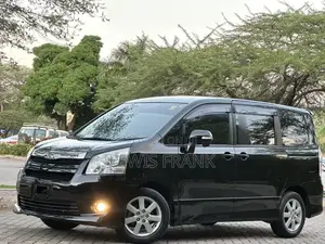 Toyota Noah 2007 Black
