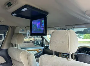 Toyota Alphard 2006