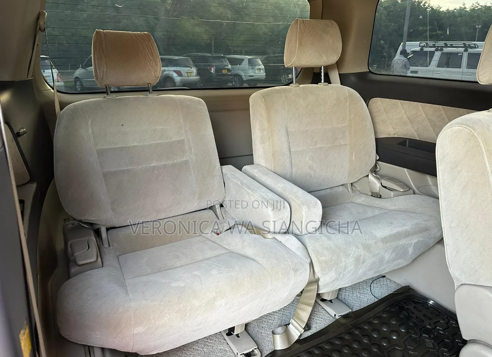 Toyota Alphard 2006