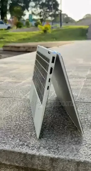 Laptop HP EliteBook x360 1030 G8 16GB Intel Core i7 SSD 512GB