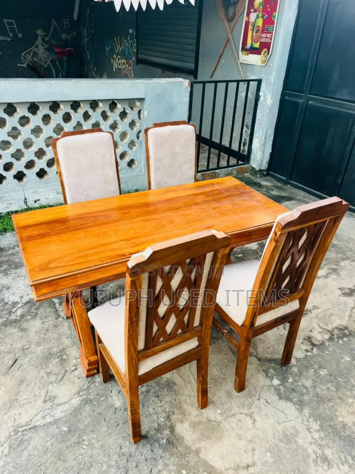 Dinning Full Set With 4 Chairs .