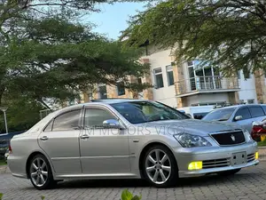 Toyota Crown 2005 Silver