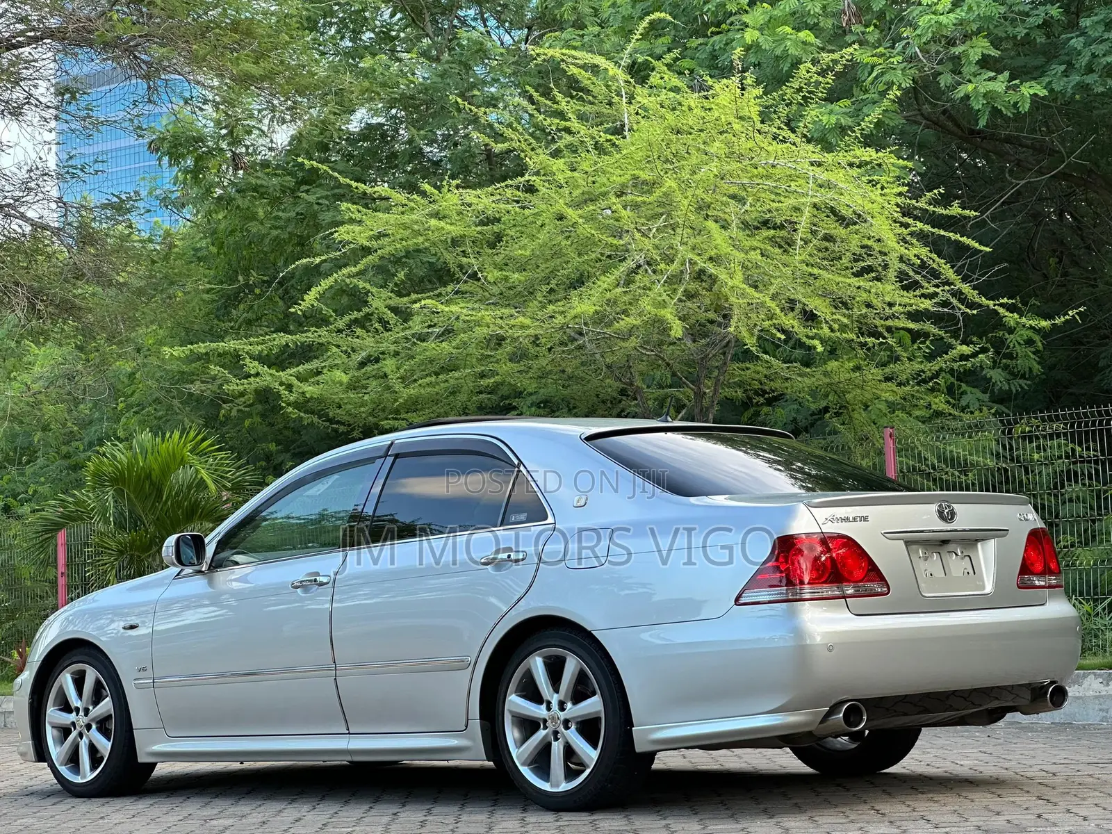 Toyota Crown 2005 Silver
