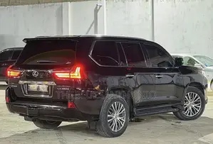Lexus LX 2019 Black