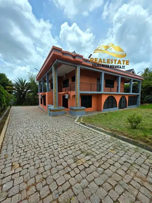 5bdrm Apartment in Rock City, Ilemela Ward for rent