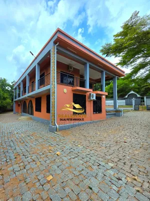5bdrm Apartment in Rock City, Ilemela Ward for rent