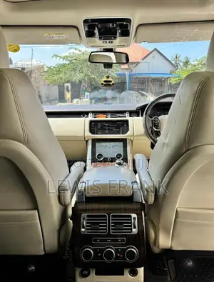 Land Rover Range Rover Vogue 2014 White