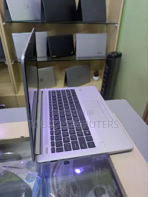Laptop HP 348 G5 8GB Intel Core i5 SSD 256GB