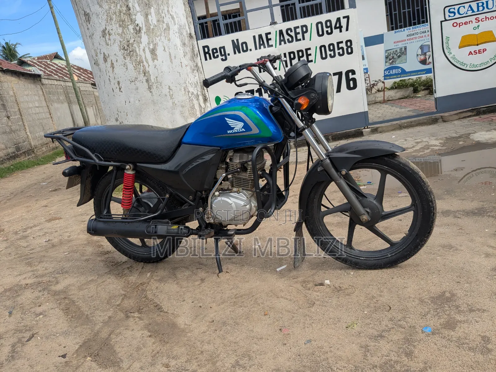 Honda CBX 2025 Blue