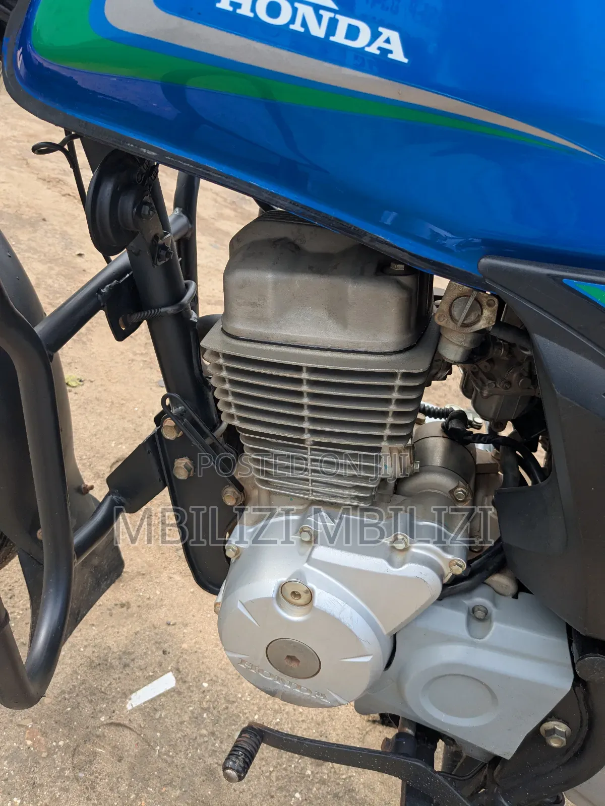 Honda CBX 2025 Blue