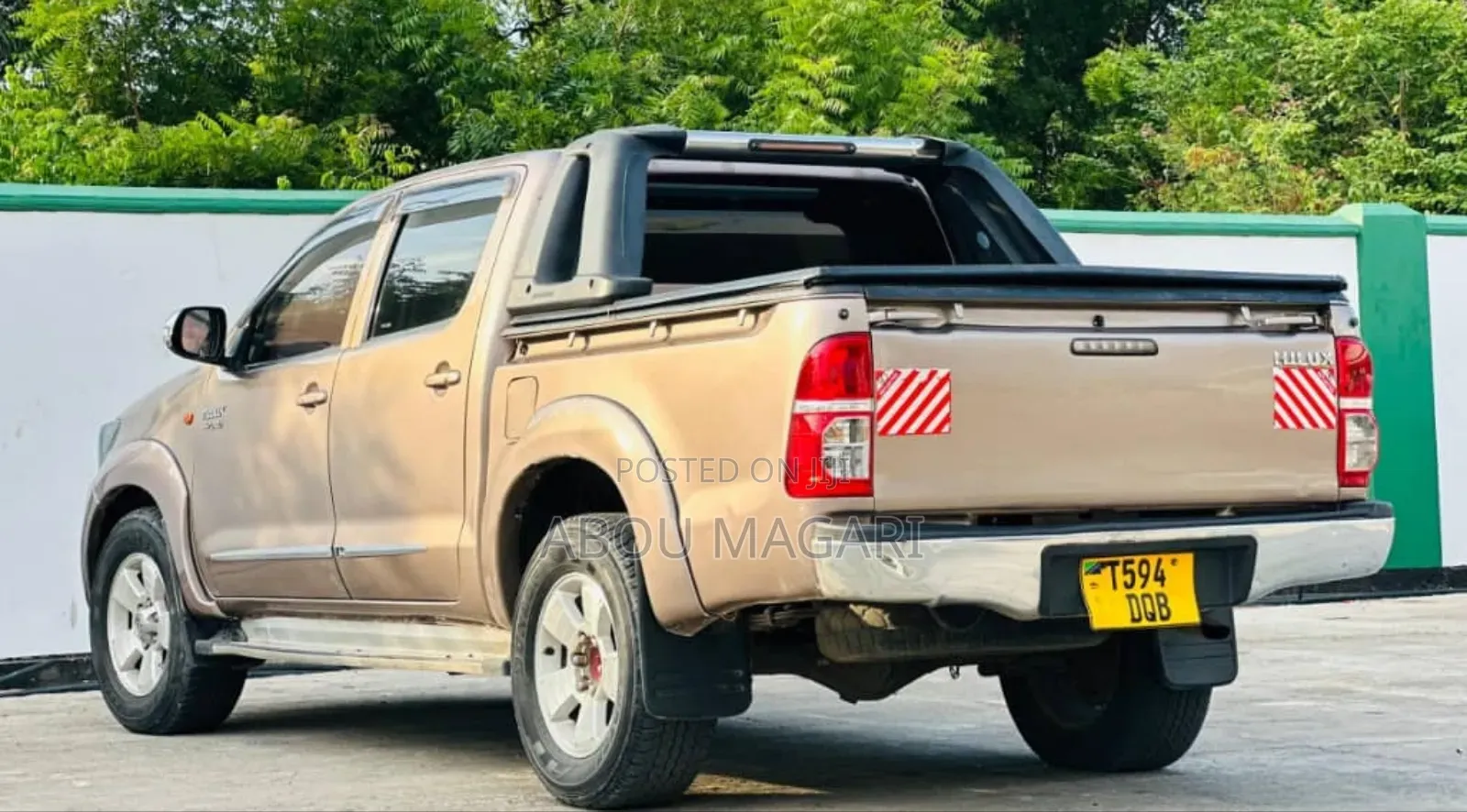 Toyota Hilux 2.5 D-4D SRX 2010 Gray