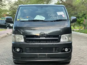 Toyota HiAce 2005 Gray