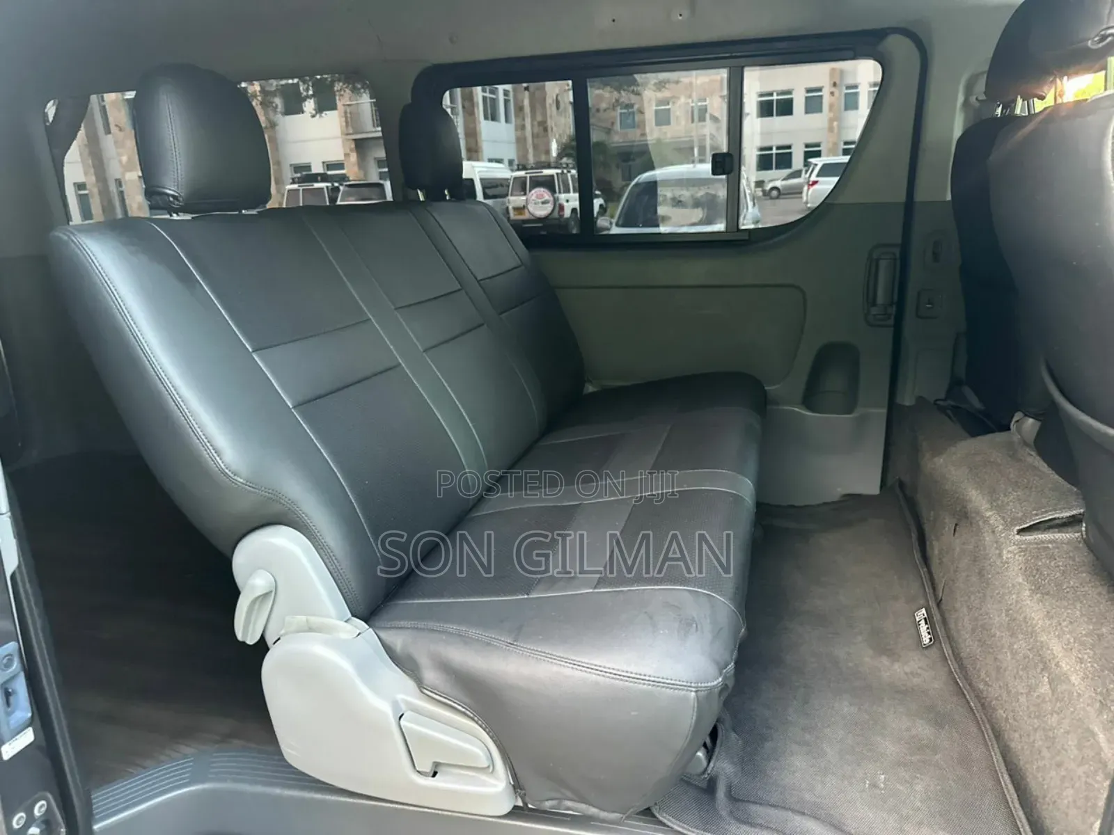 Toyota HiAce 2005 Gray