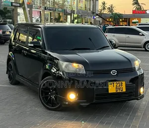 Toyota Corolla Rumion 2010 Black