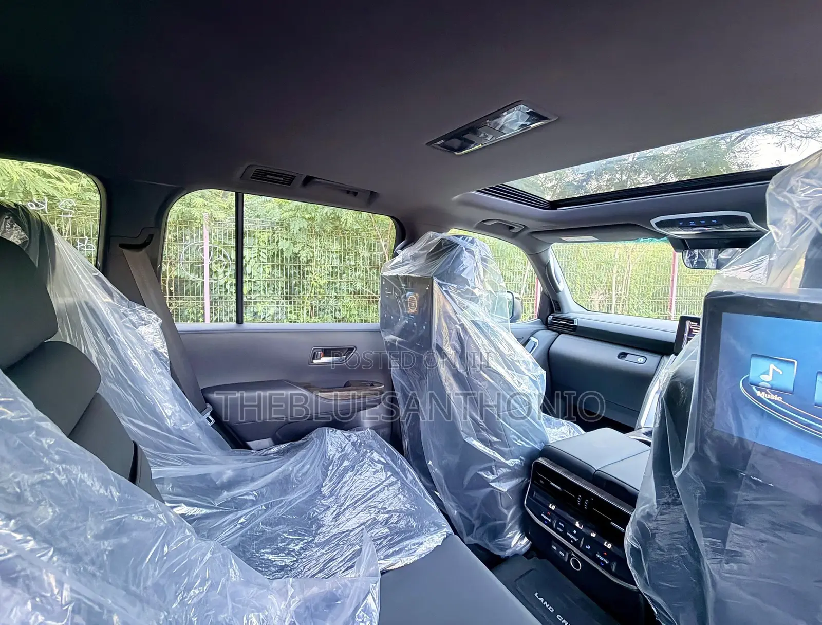 Toyota Land Cruiser 2024 Black