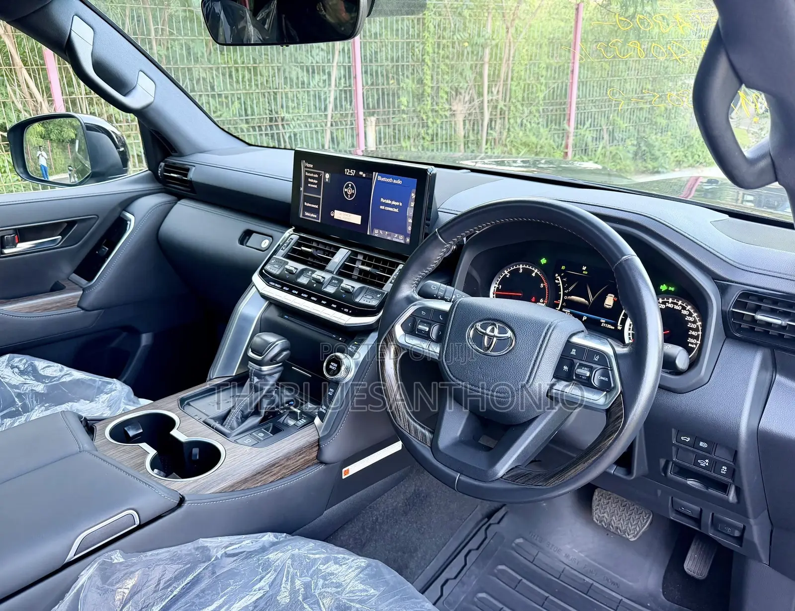 Toyota Land Cruiser 2024 Black