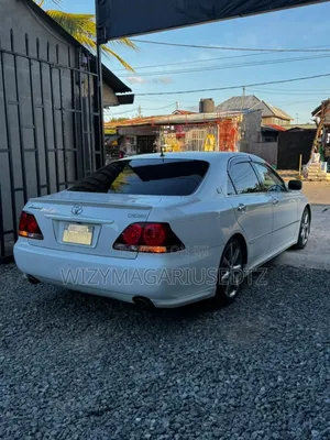 Toyota Crown Royale 2005 Teal