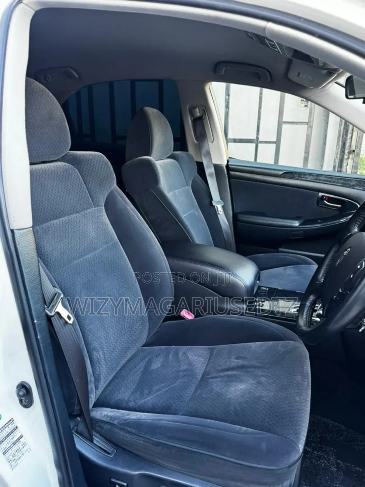 Toyota Crown Royale 2005 Teal