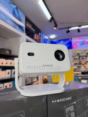 L018 Smart Projector