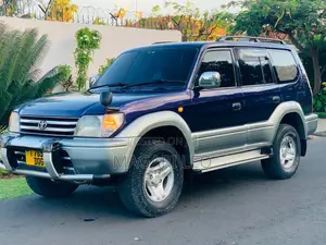 Toyota Land Cruiser Prado 2005 Blue