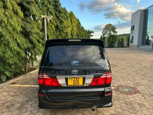 Toyota Alphard 2005 Silver