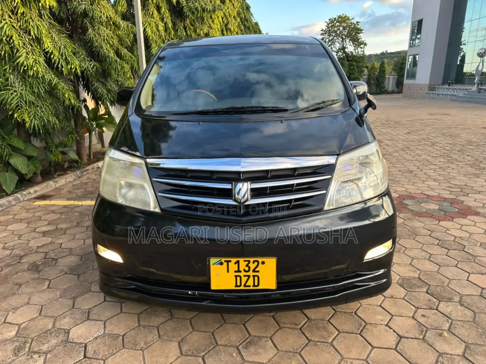 Toyota Alphard 2005 Silver