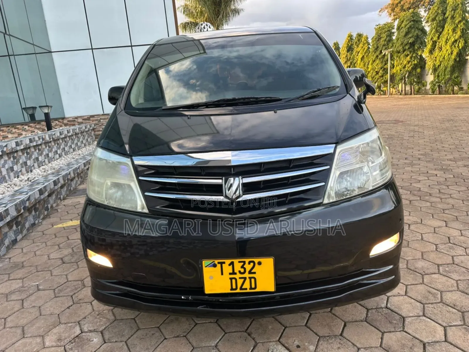 Toyota Alphard 2005 Silver