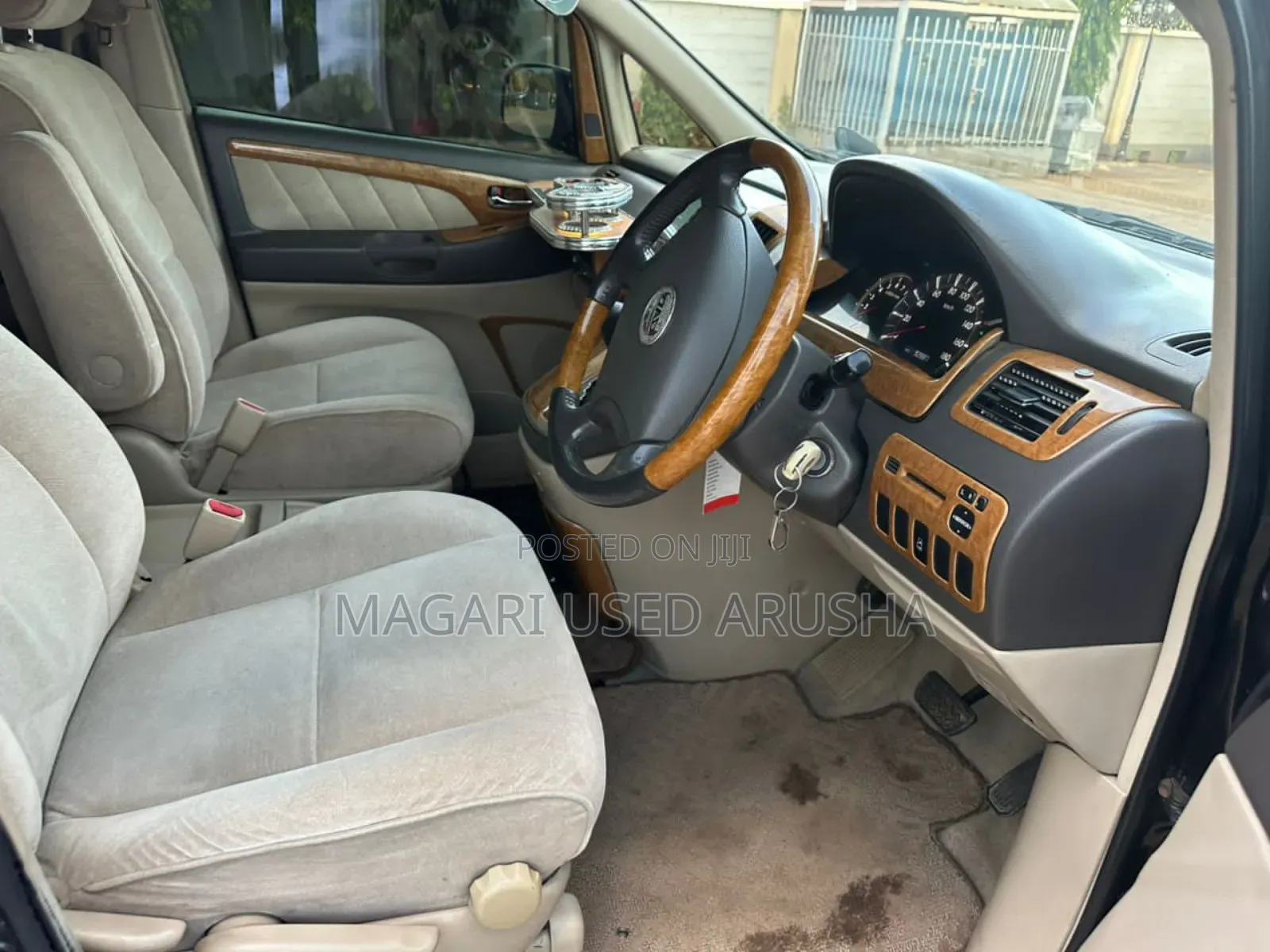Toyota Alphard 2005 Silver