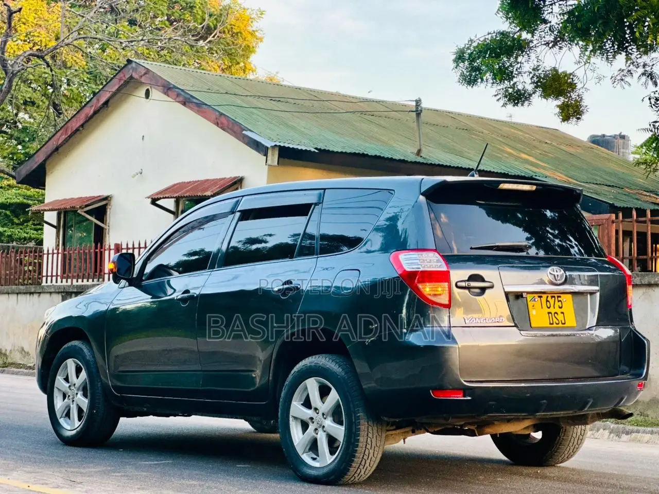 Toyota Vanguard 2009 Gray