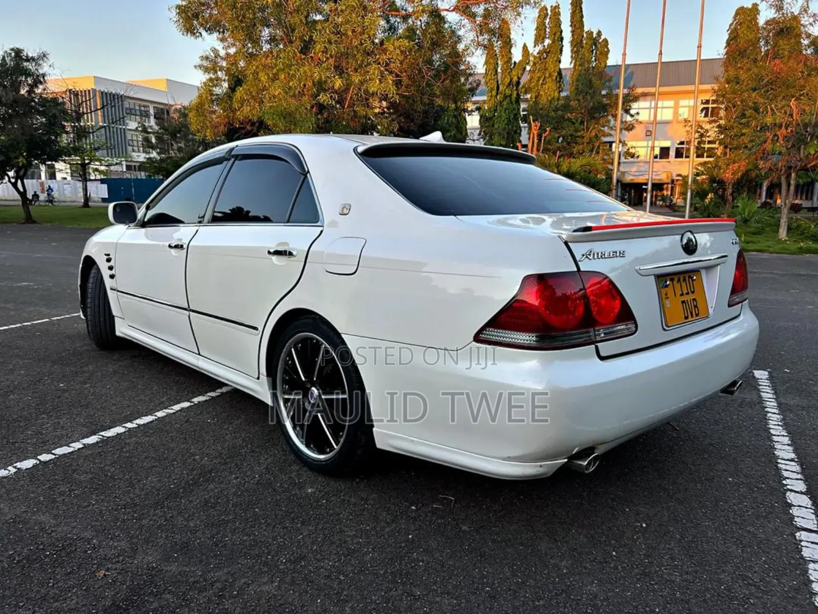 Toyota Crown 2004 White