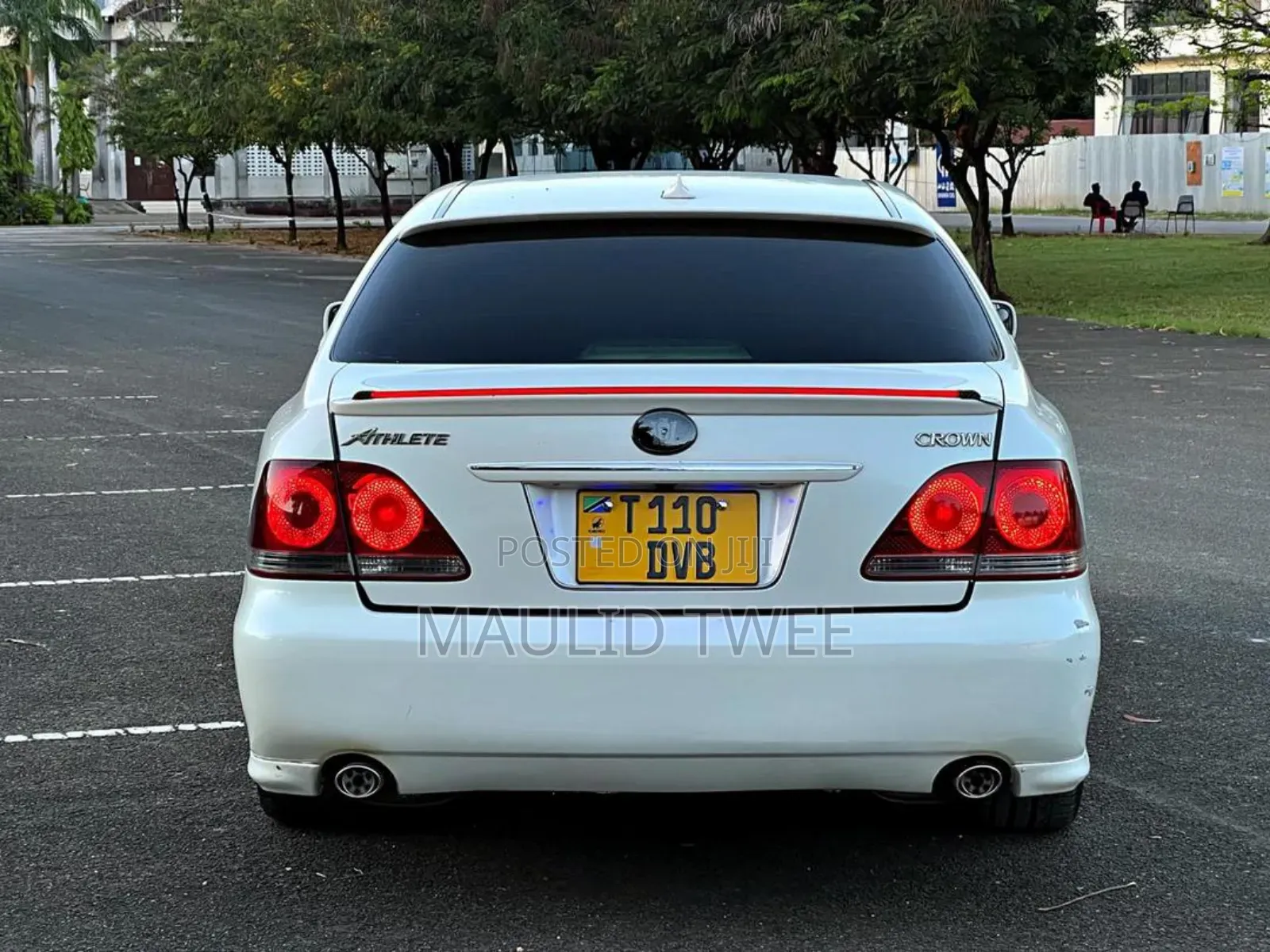 Toyota Crown 2004 White