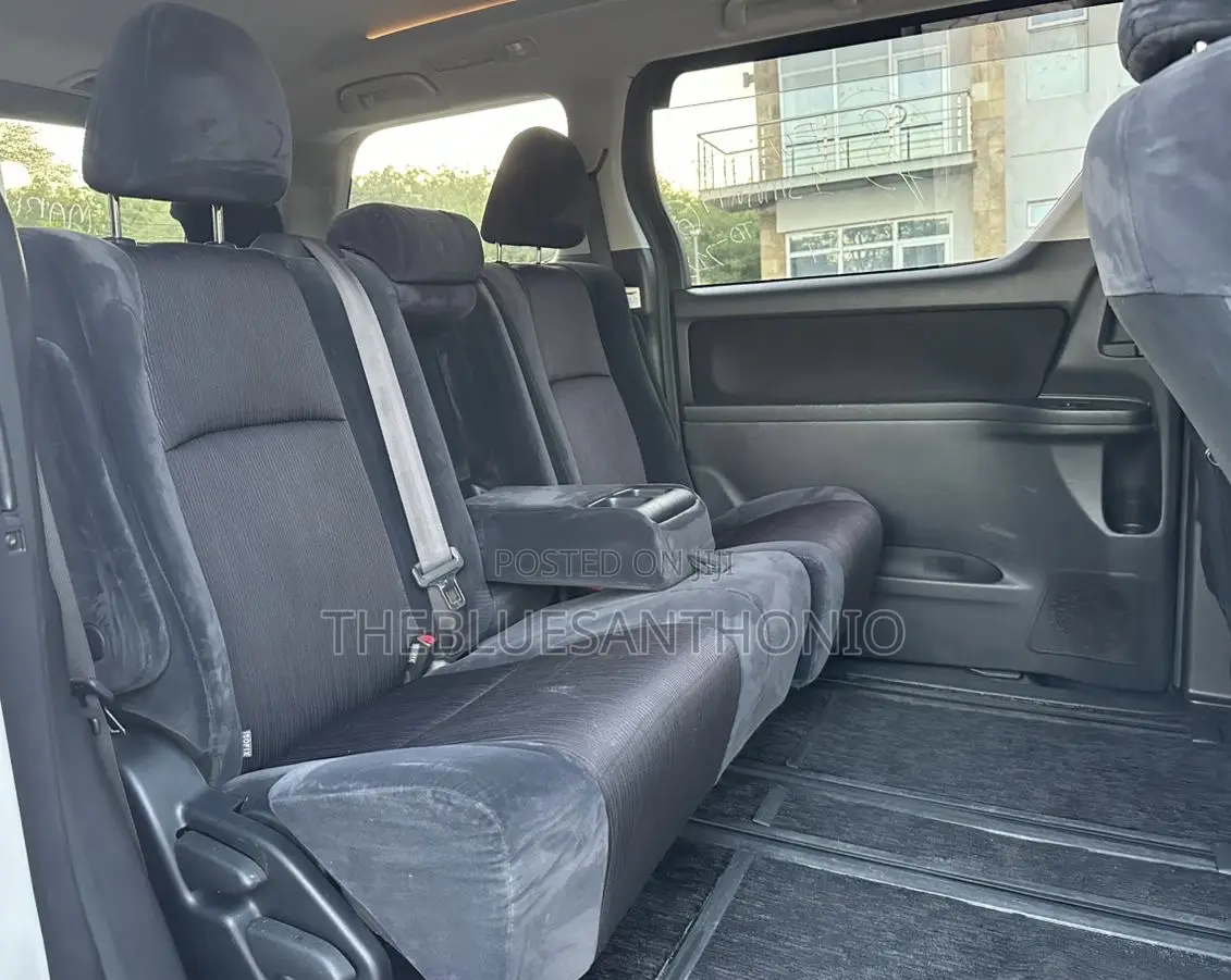 Toyota Alphard 2008 White