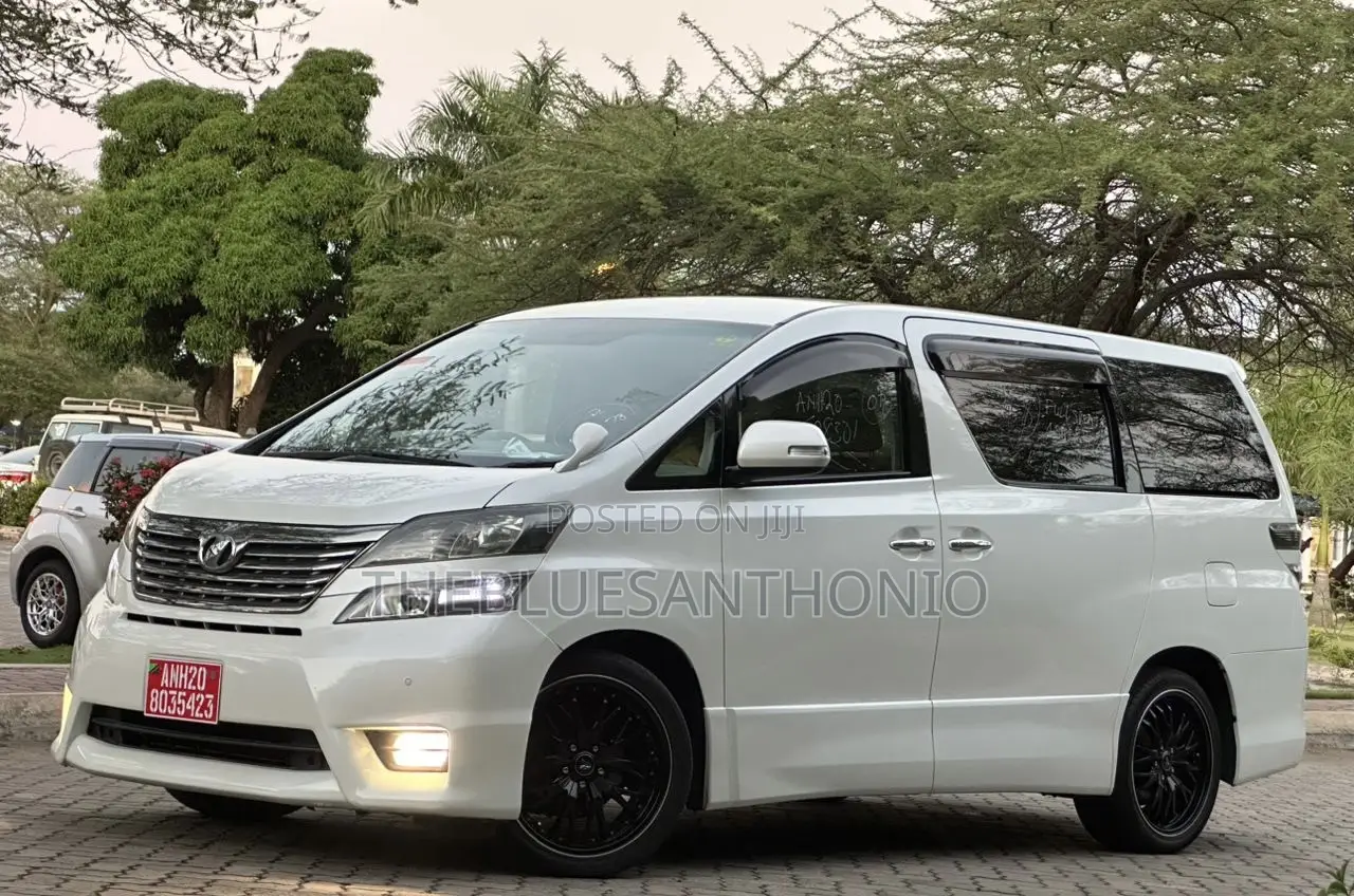 Toyota Alphard 2008 White